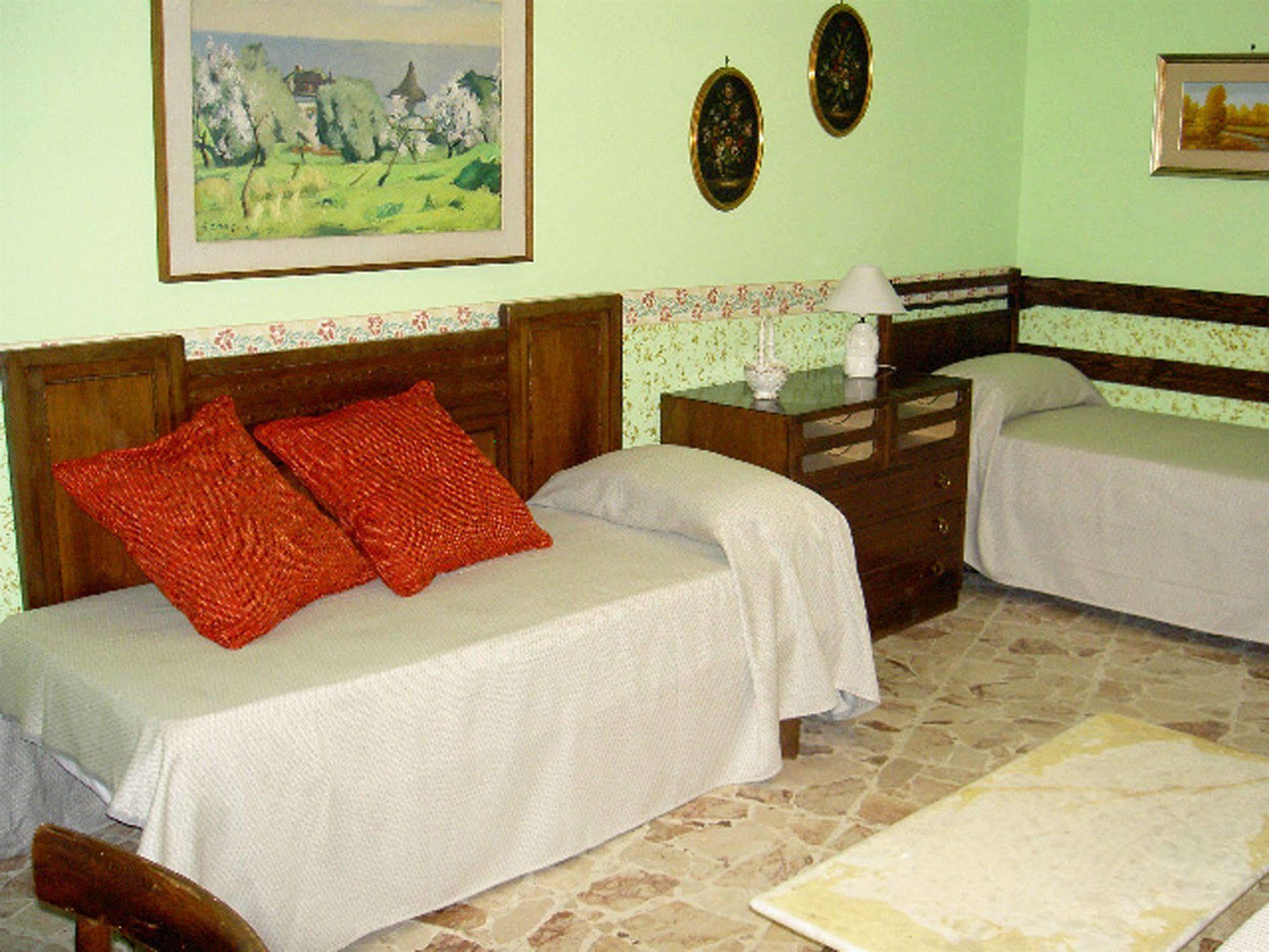 Casa Tina Maugeri Panzió Catania Kültér fotó