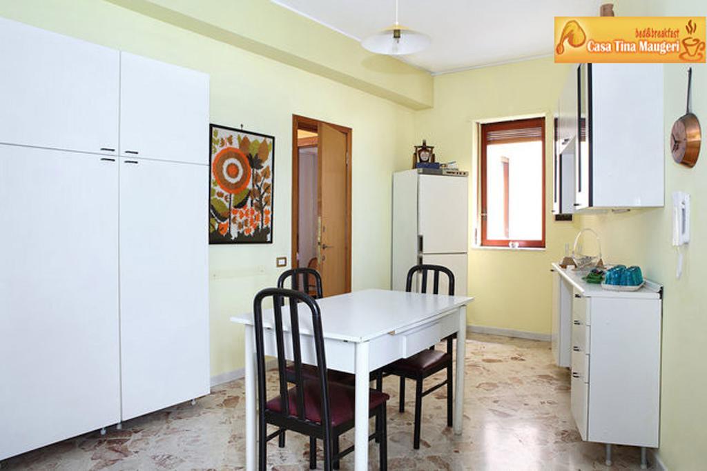 Casa Tina Maugeri Panzió Catania Kültér fotó